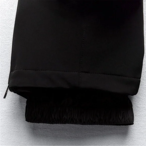 NWOT Zara Black Ski
*barely worn* Jumpsuit size XS
🚨FIRM PRICE - Picture 8 of 16